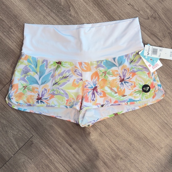 Roxy Endless Summer Board Shorts - Picture 1 of 7